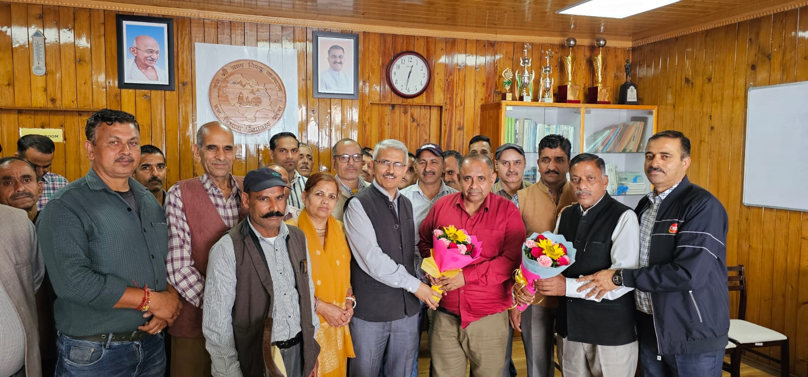 नए वन बल मुखिया के स्वागत को उमड़ा अधिकारयों और कर्मचारियों का सैलाब