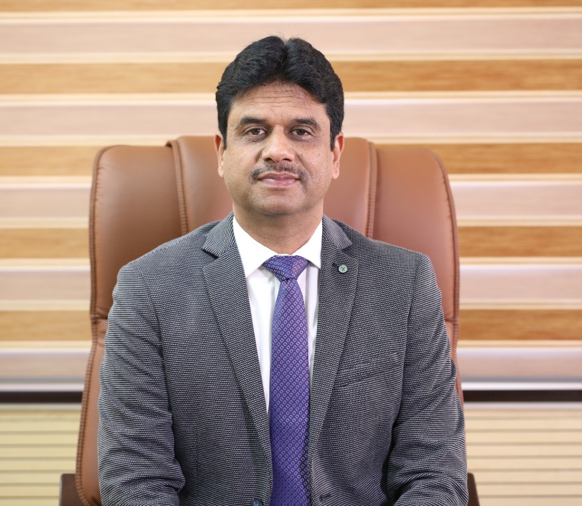 भूपेंद्र गुप्ता, अध्यक्ष एवं प्रबंध निदेशक, एसजेवीएन  ने एनएचपीसी के अध्यक्ष एवं प्रबंध निदेशक का पदभार संभाला