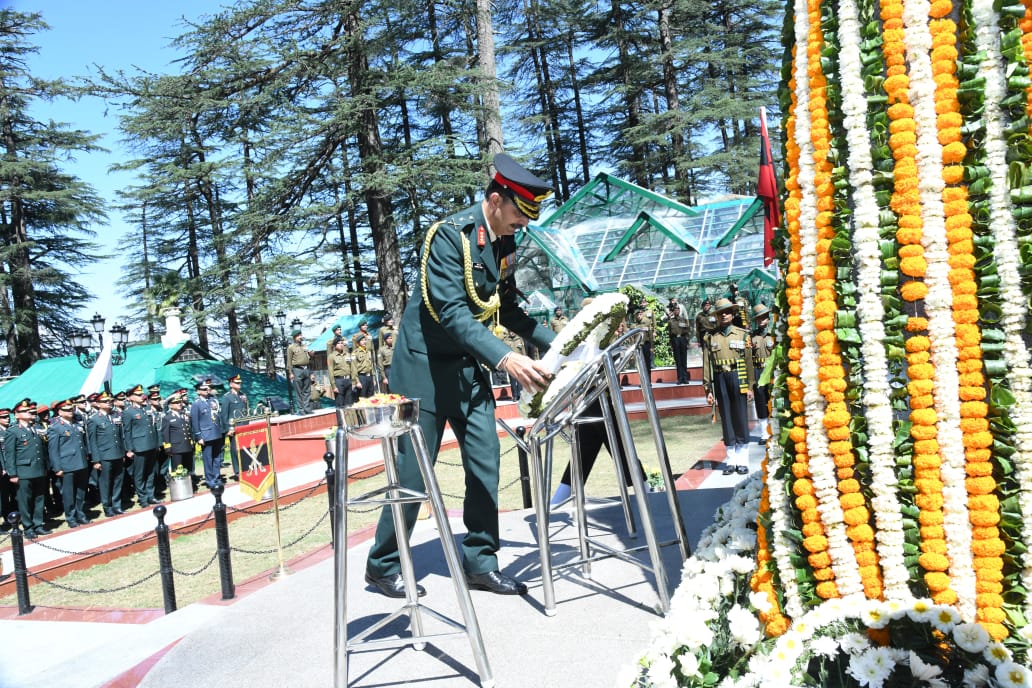 नवीनीकृत श्रद्धांजलि स्थल एवं 52 फीट ऊँचा राष्ट्रीय ध्वज आर्मी हेरिटेज म्यूजियम, ऐनाडेल में समर्पित