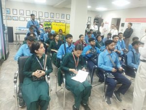 हिमाचल के आईटीआई प्रशिक्षुओं ने कजाकिस्तान में आधुनिक उद्योगों एवं स्थानीय बाजार व्यवस्था का अध्ययन किया